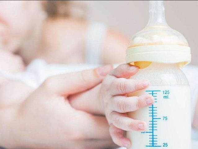 宝宝牛奶粉转羊奶粉的正确方法